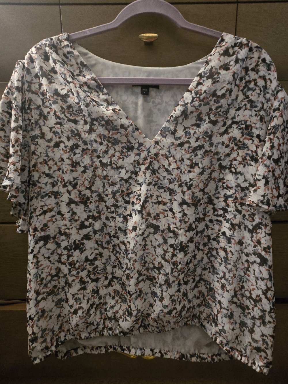 Printed V-Neck Short Sleeve Top - Neutral Floral